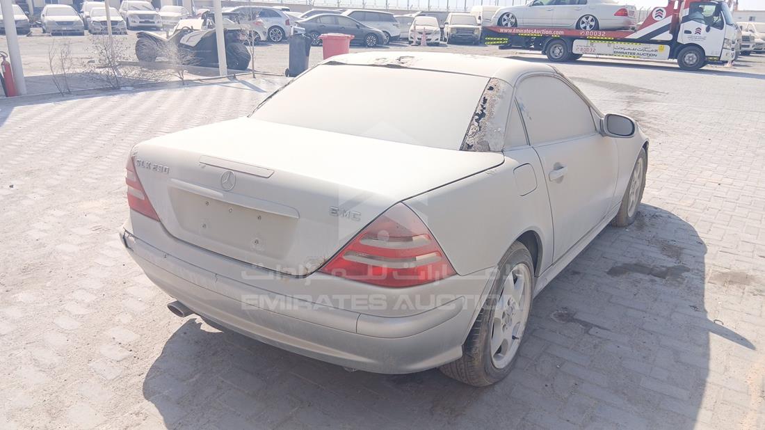 مرسيدس اس ال كى 230 2002 — الزاوية الخلفية اليمنى — صورة 7