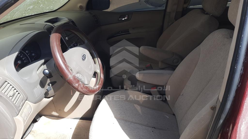 KNAMH817XB6421273 - 2011 KIA CARNIVAL - #520934