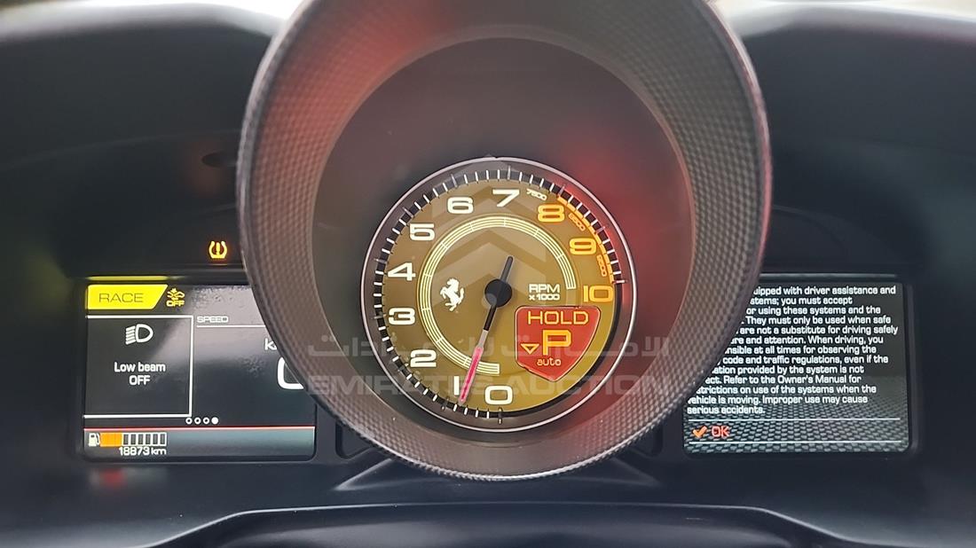 فيراري F8 Spider 2023 — مؤشر السرعة — صورة 15