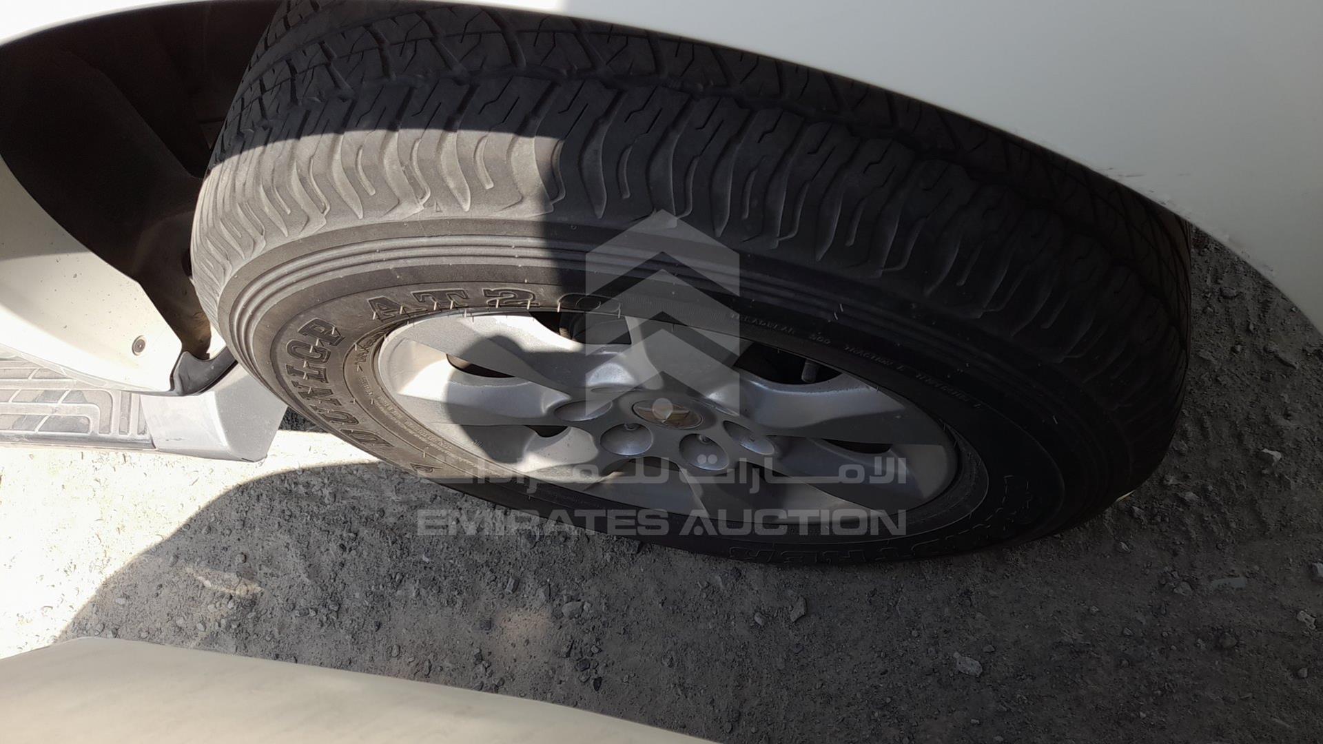 2014 MITSUBISHI PAJERO VIN: JMYLRV95WEJ705109