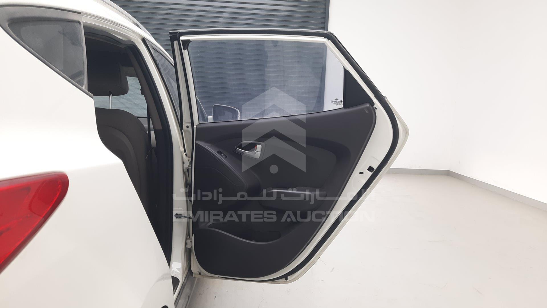2012 HYUNDAI TUCSON VIN: KMHJT81B7CU366444