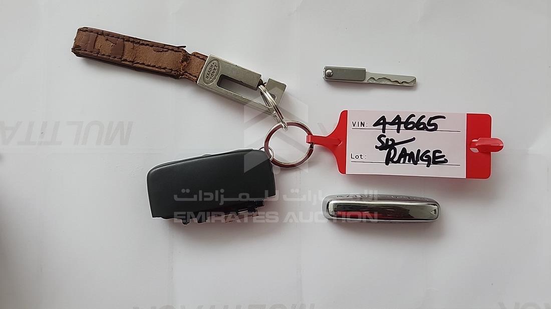 2016 Range Rover Sport — Keys — Photo 5