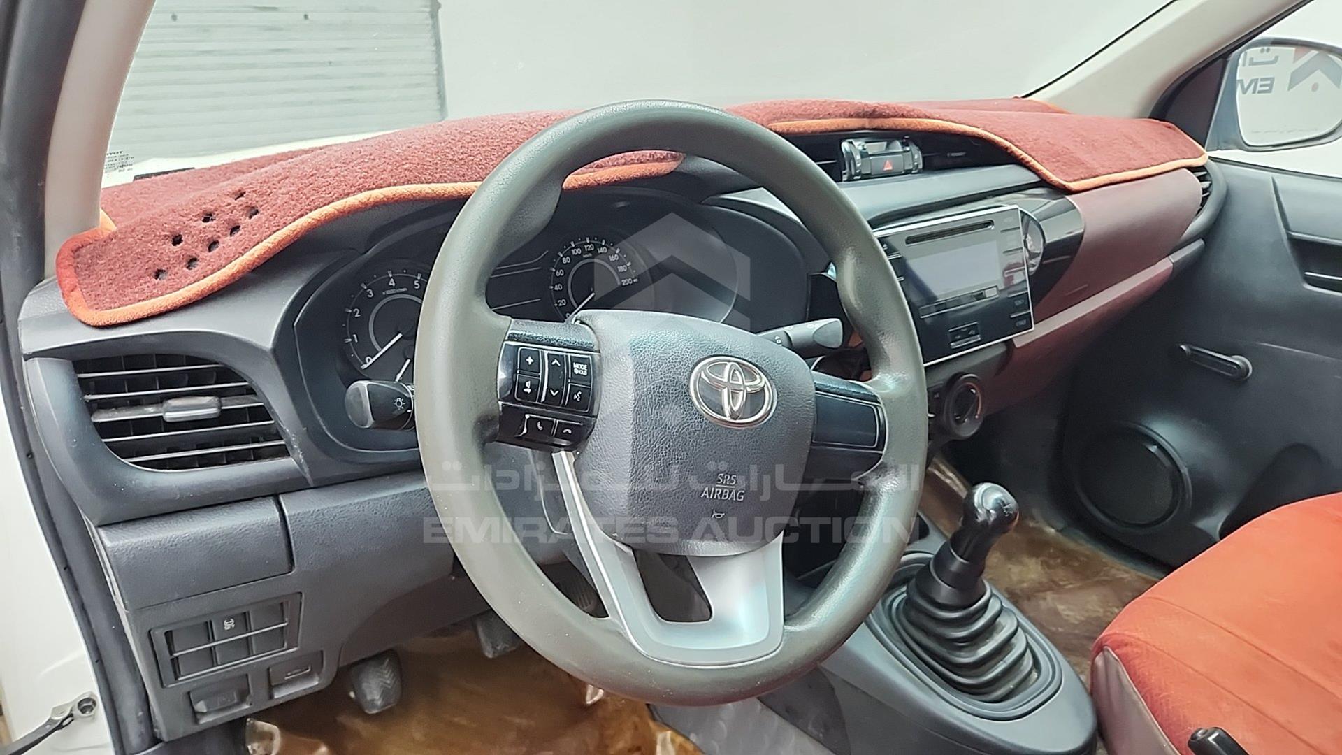 2017 TOYOTA HILUX VIN: MR0CX8CD6H0541749