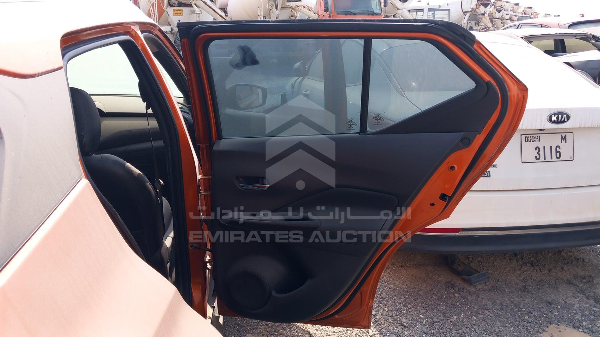 2017 NISSAN KICKS VIN: 3N1CP5CP4HL497733