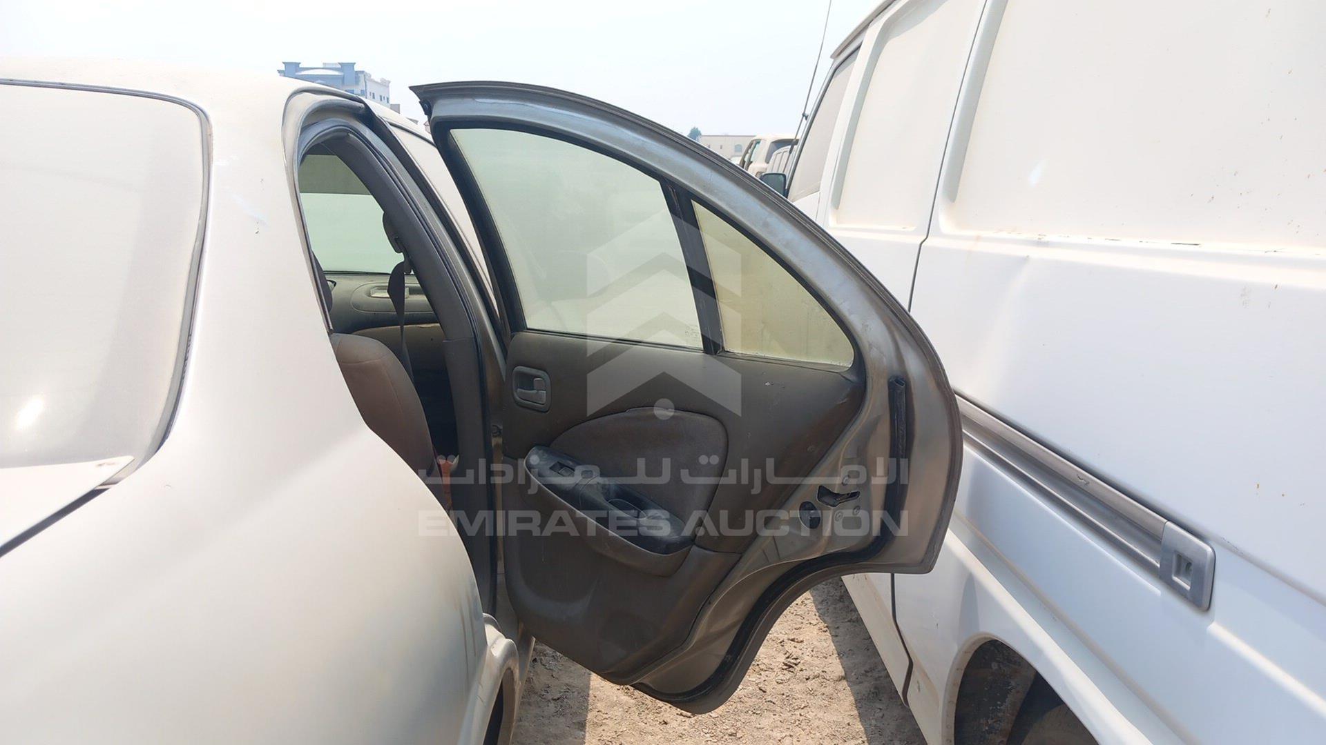 2002 NISSAN SUNNY VIN: JN1EN61C62W005886