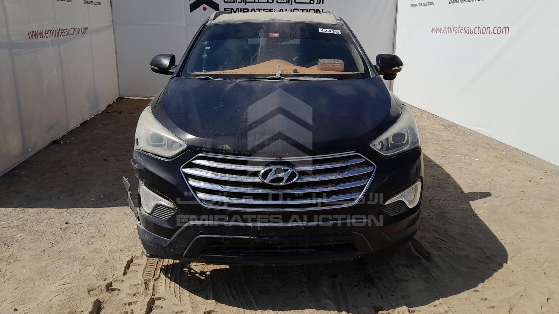 2014 HYUNDAI SANTA FE VIN: KMHSM81E7EU044966