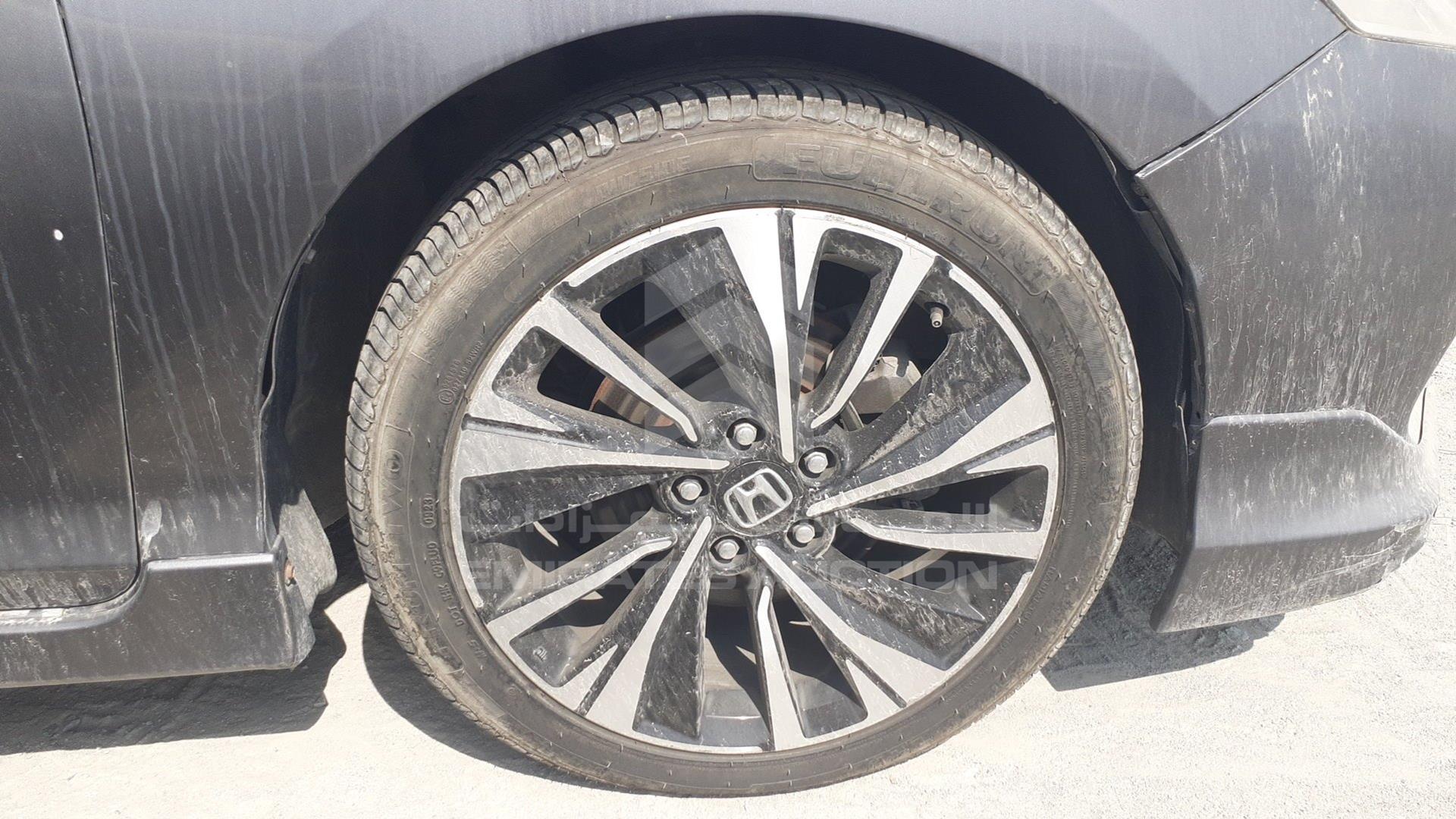 2017 HONDA ACCORD VIN: 1HGCR3695HA600918
