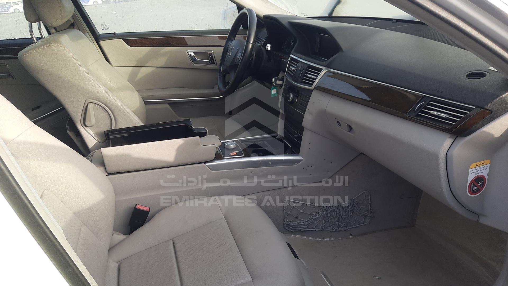 2010 MERCEDES E 300 VIN: WDDHF5EB9AA243803