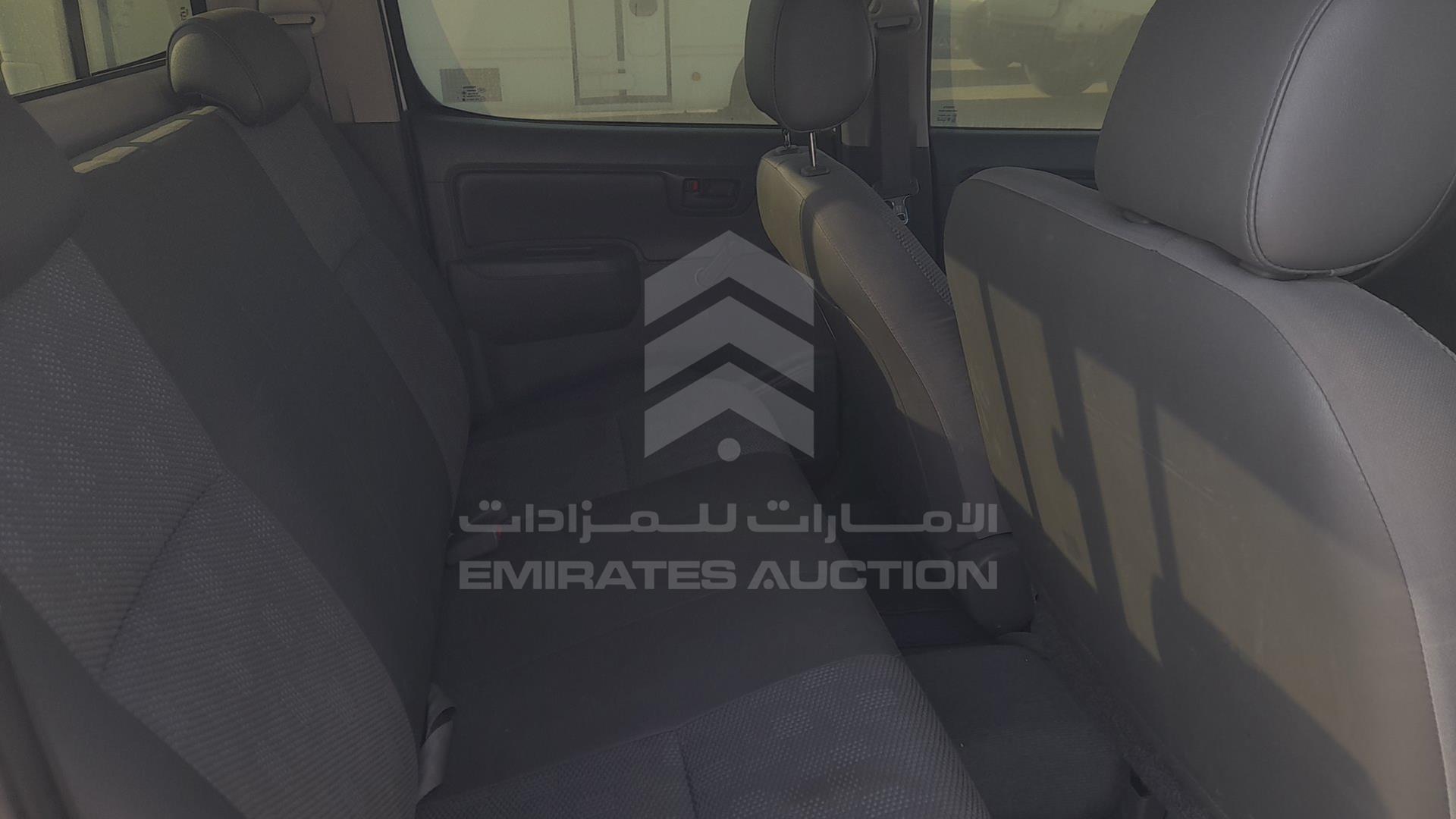2014 TOYOTA HILUX VIN: MR0EX12GXE2346815