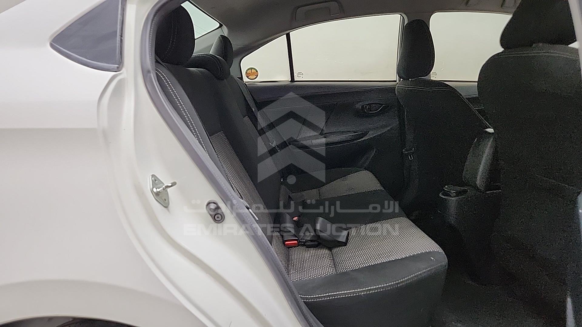 2017 TOYOTA YARIS VIN: MHFB29F3XH2016199