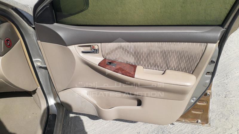 JTDBR22E163146269 Auction: EmiratesAuction Lot: 405849 JTDBR22E163146269 Toyota Corolla 2006 GOLD Photo 25