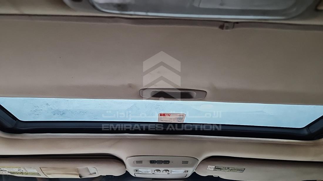 2002 Lexus LX 470 — Sun Roof View — Photo 18
