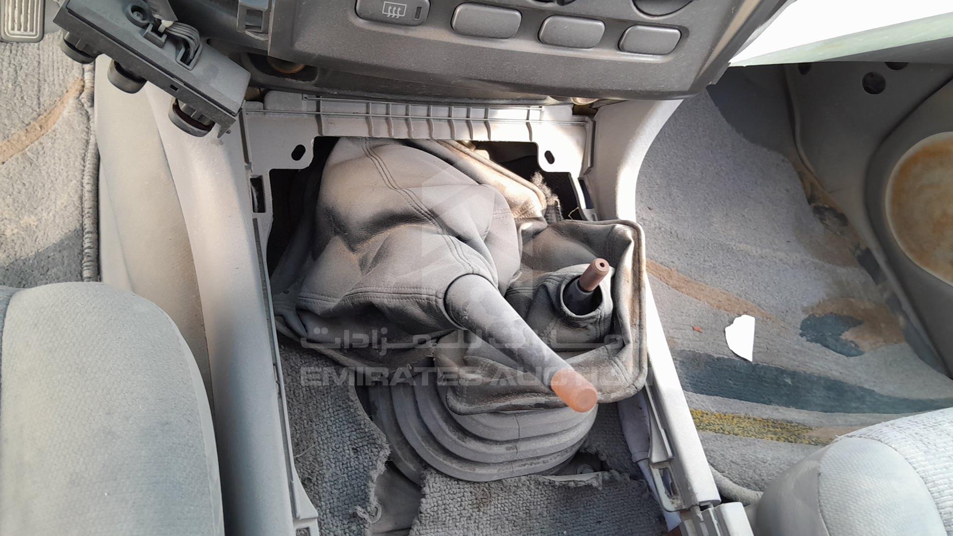 2007 TOYOTA LAND CRUISER VIN: JTGHJ01J273009558