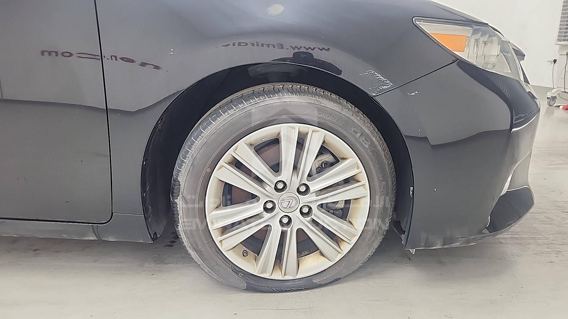 2014 LEXUS ES 350 VIN: JTHBK1GG7E2113613