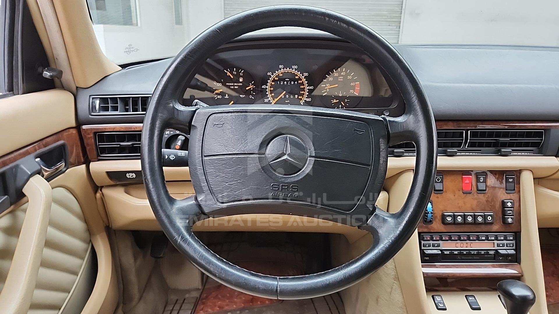 1991 MERCEDES SEL 560 VIN: WDBCA39E4MA600786
