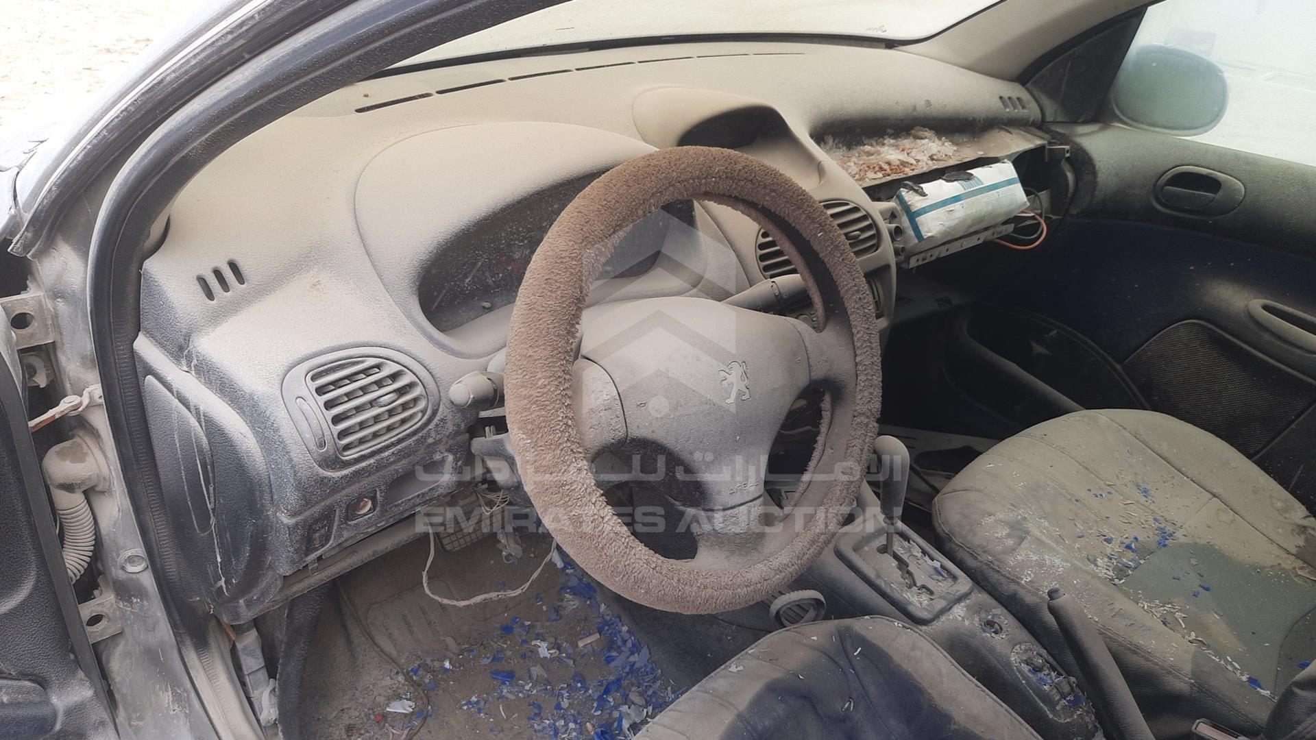 2003 PEUGEOT 206 VIN: VF32AKFWR42887627