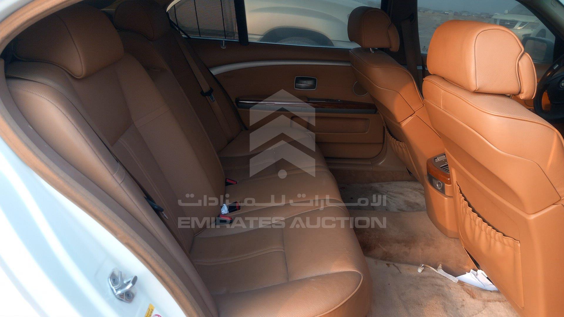 2006 BMW 750LI VIN: WBAHN81016DT18645