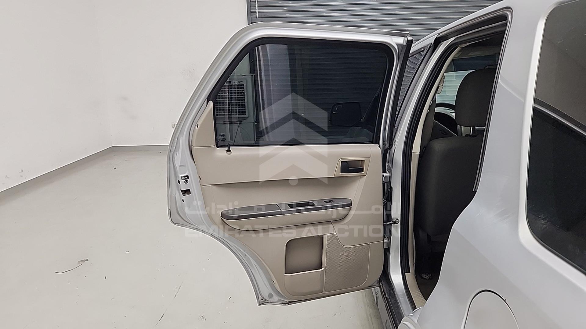 2012 FORD ESCAPE VIN: 1FMCU9C74CKB15218