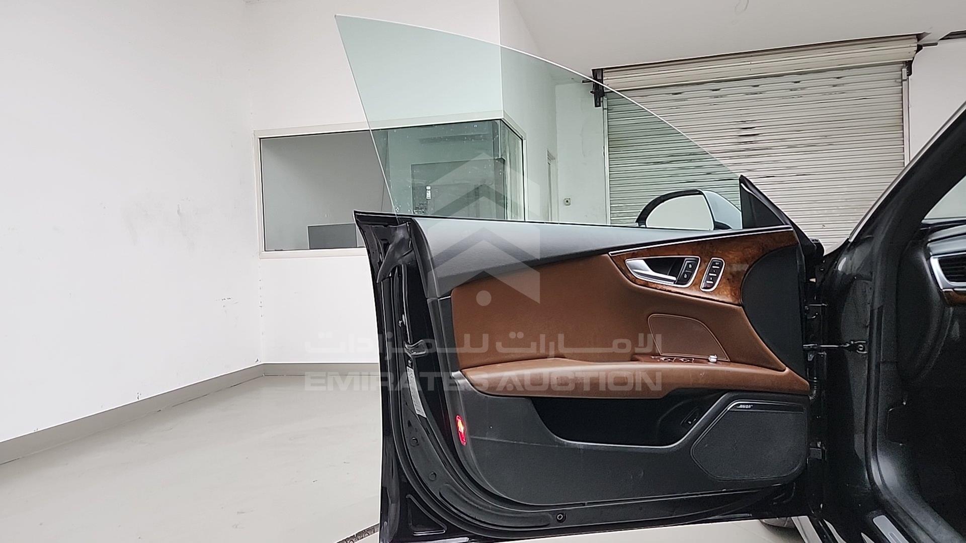 2014 AUDI A7 VIN: WAUSGCFCXEN078915