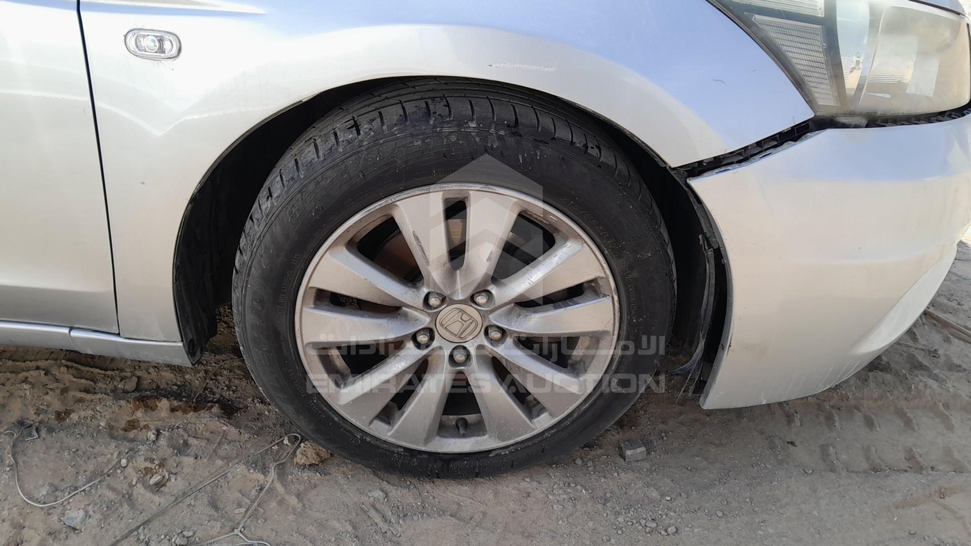 2011 HONDA ACCORD VIN: JHMCP2670BC201388