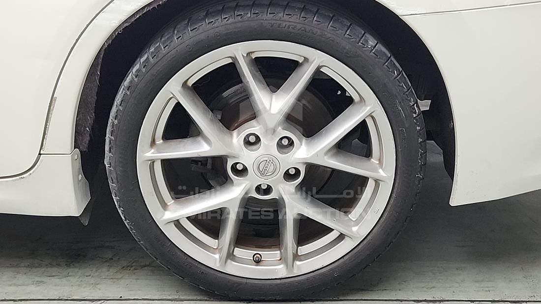 2010 Nissan Maxima — Rear Left Tyre — Photo 33