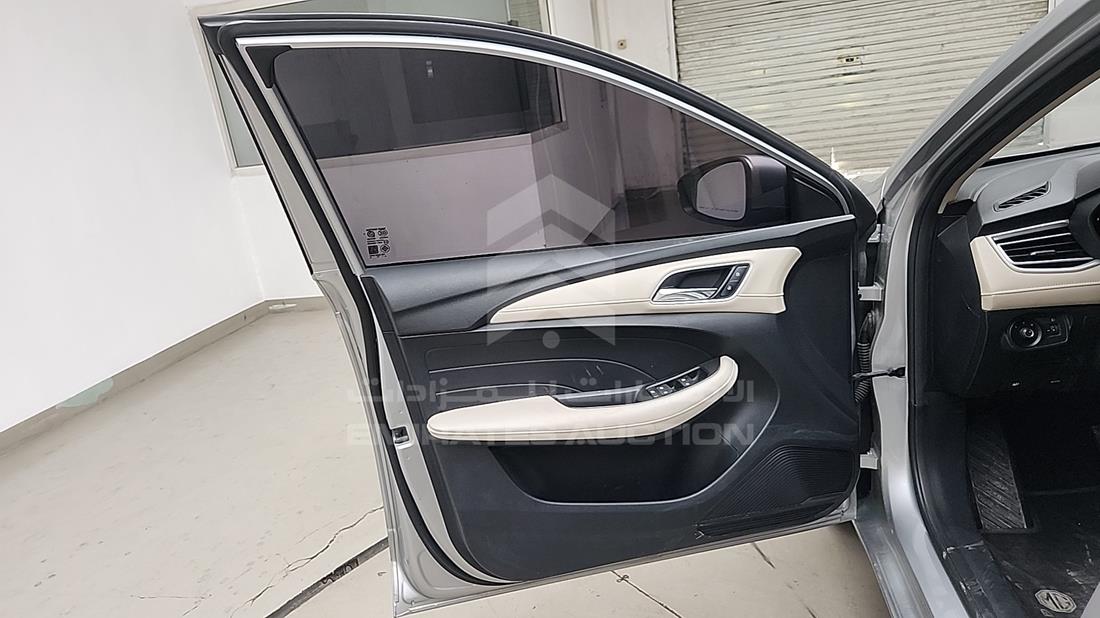 2023 MG 5 — Front Left Door — Photo 12