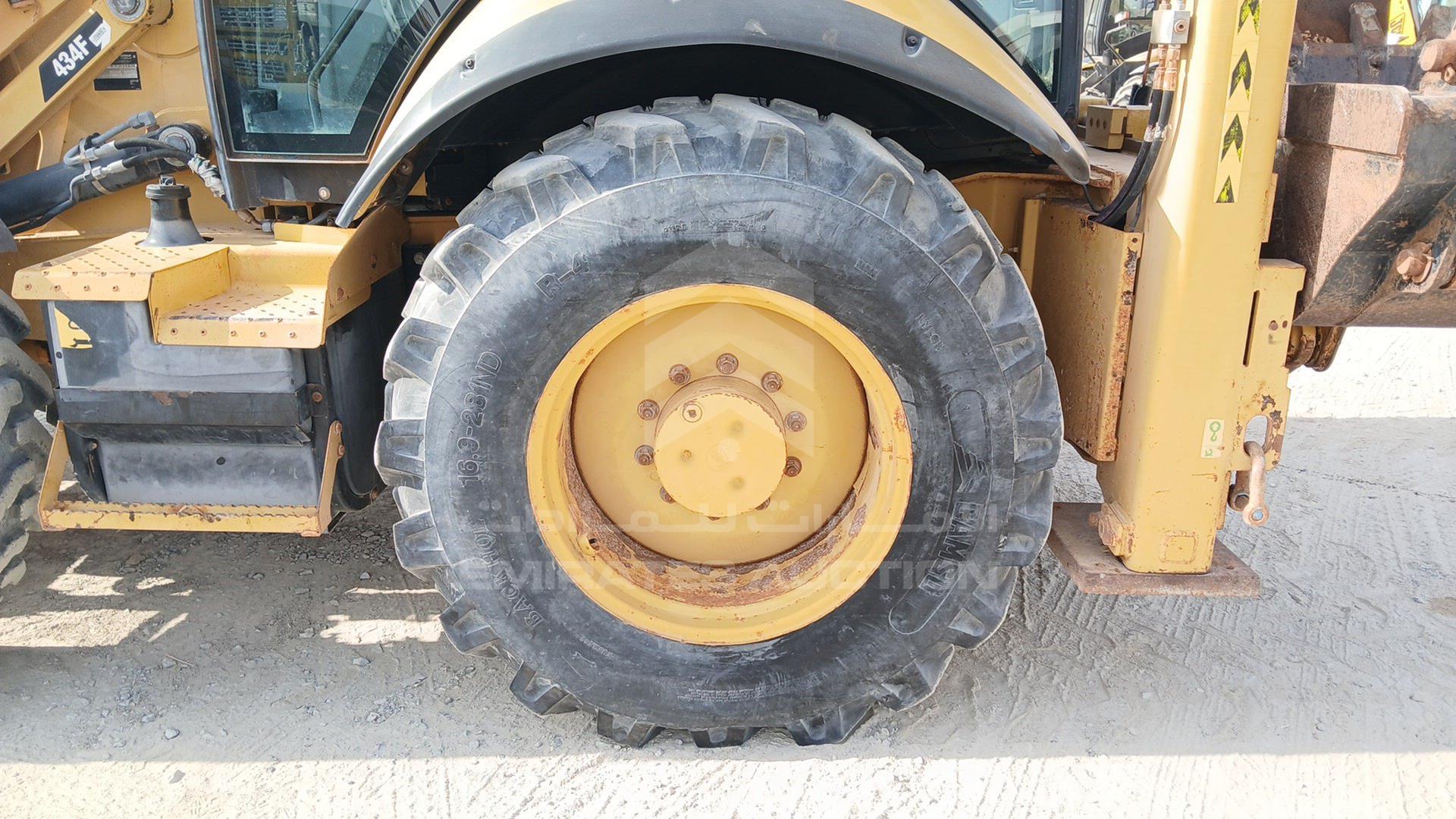 2013 CATERPILLAR --- VIN: CAT0434FJLDH00154