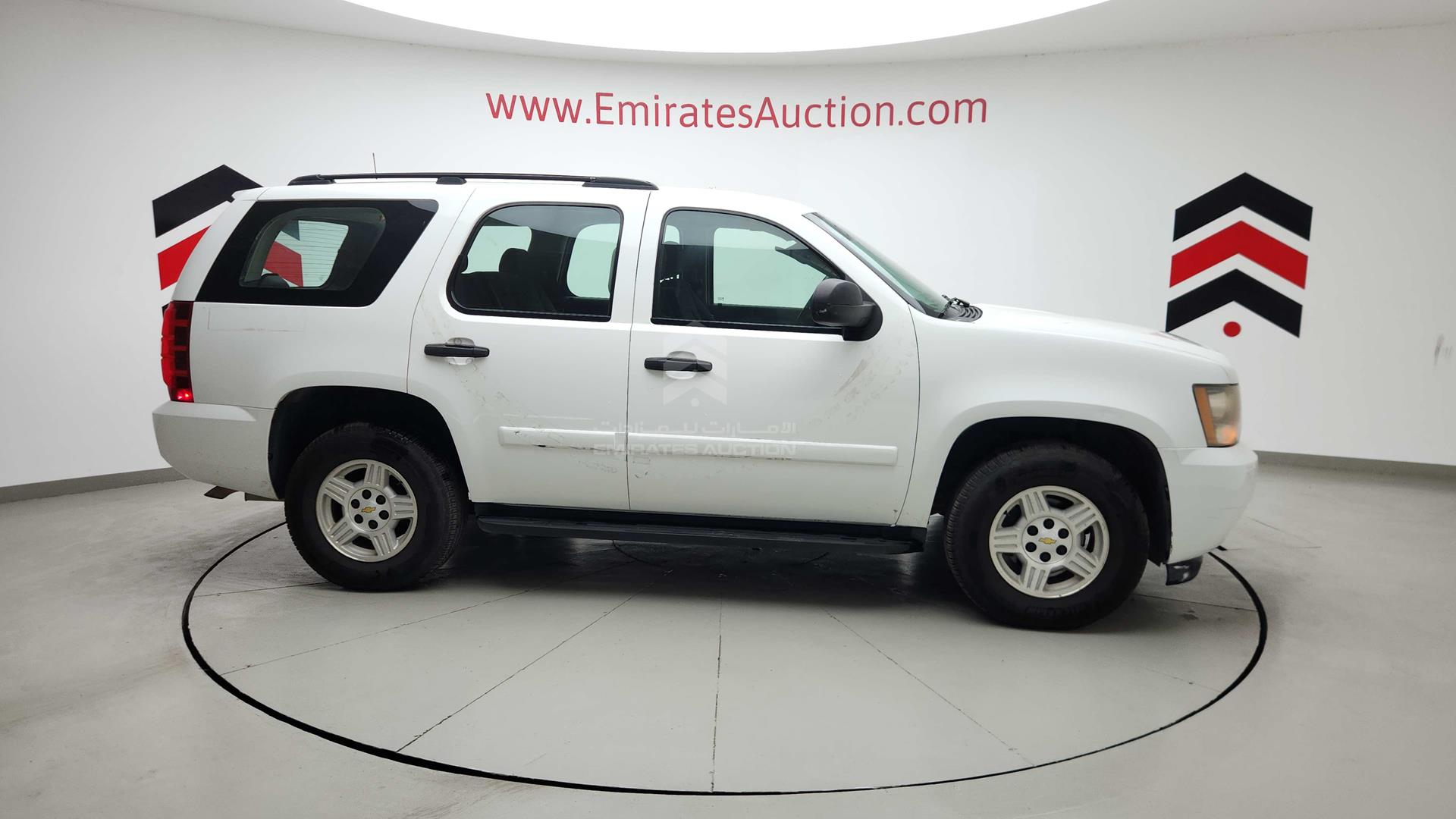2008 CHEVROLET TAHOE VIN: 1GNFK13JX8J126409