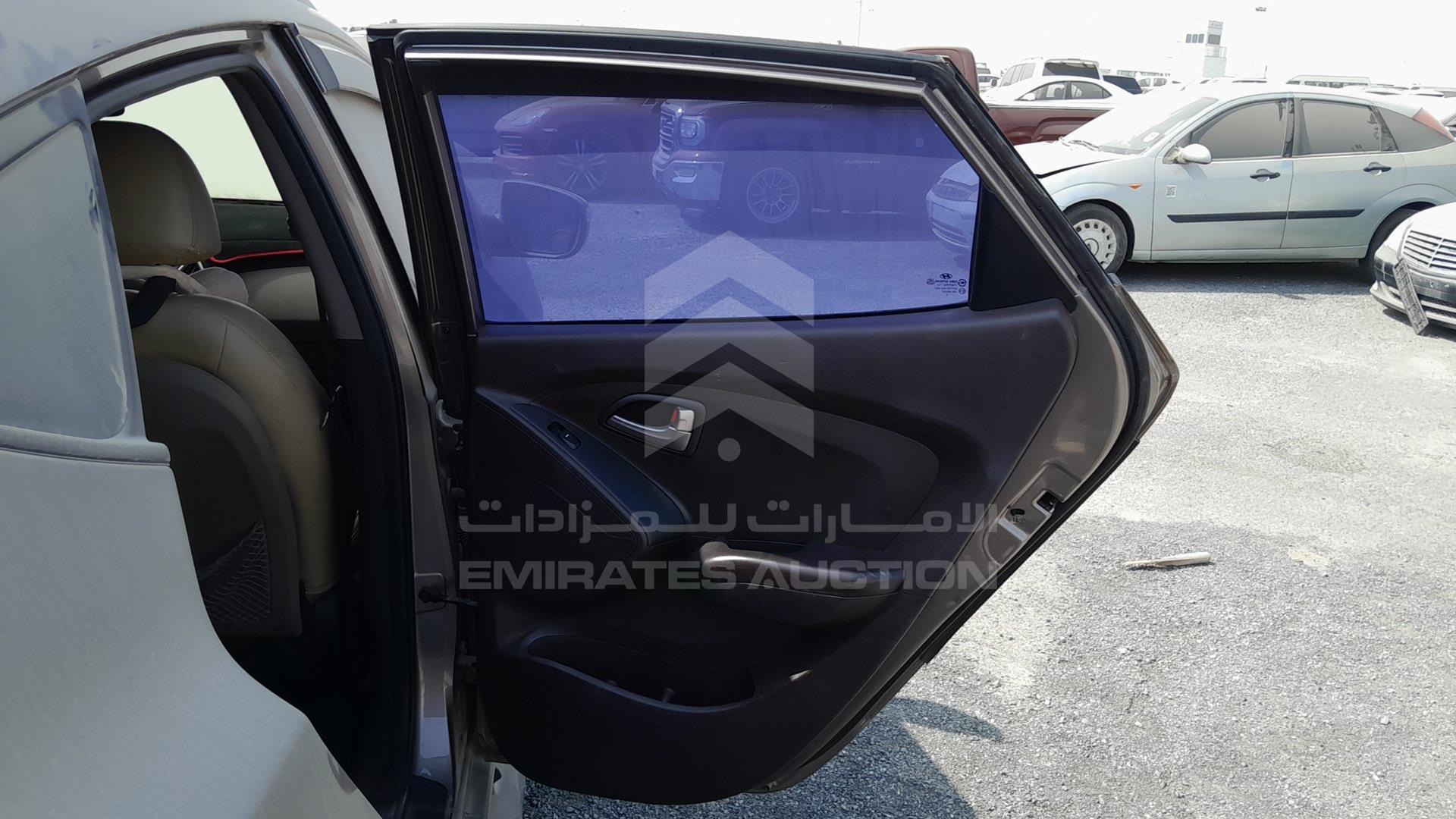 2012 HYUNDAI TUCSON VIN: KMHJT81B8CU444021