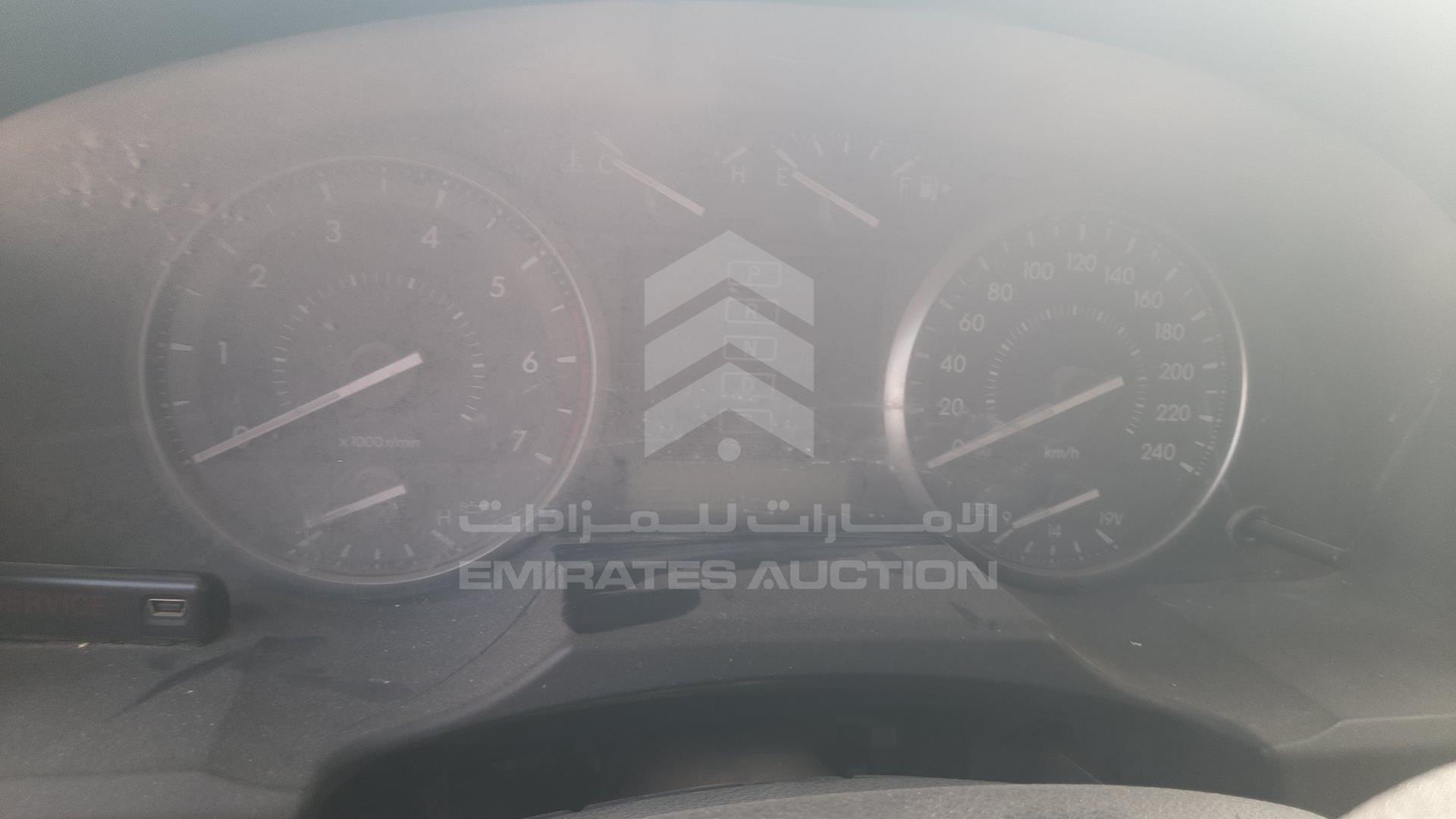 2011 TOYOTA LAND CRUISER VIN: JTMDU09J8B4032305