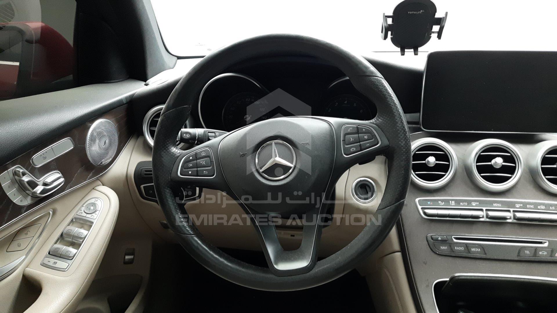 2018 MERCEDES GLC 300 VIN: WDC0G4KB5JV101017