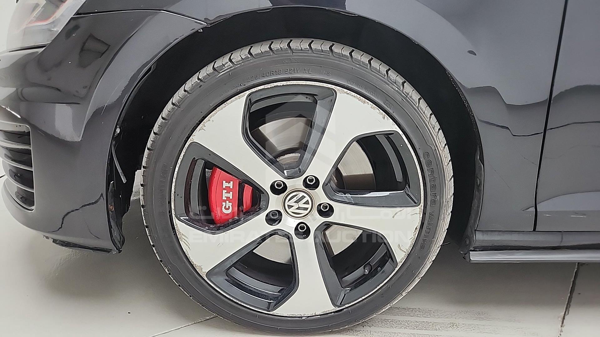 2016 VOLKSWAGEN GOLF VIN: 3VW547AU3GM022440