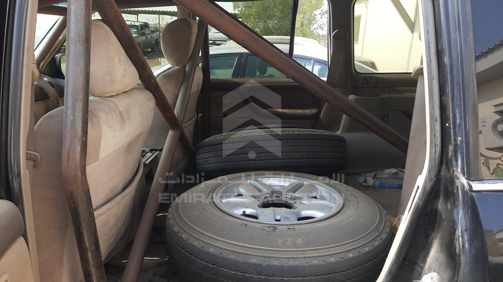 2000 TOYOTA LAND CRUISER VIN: JT3HJ09J8Y0033419