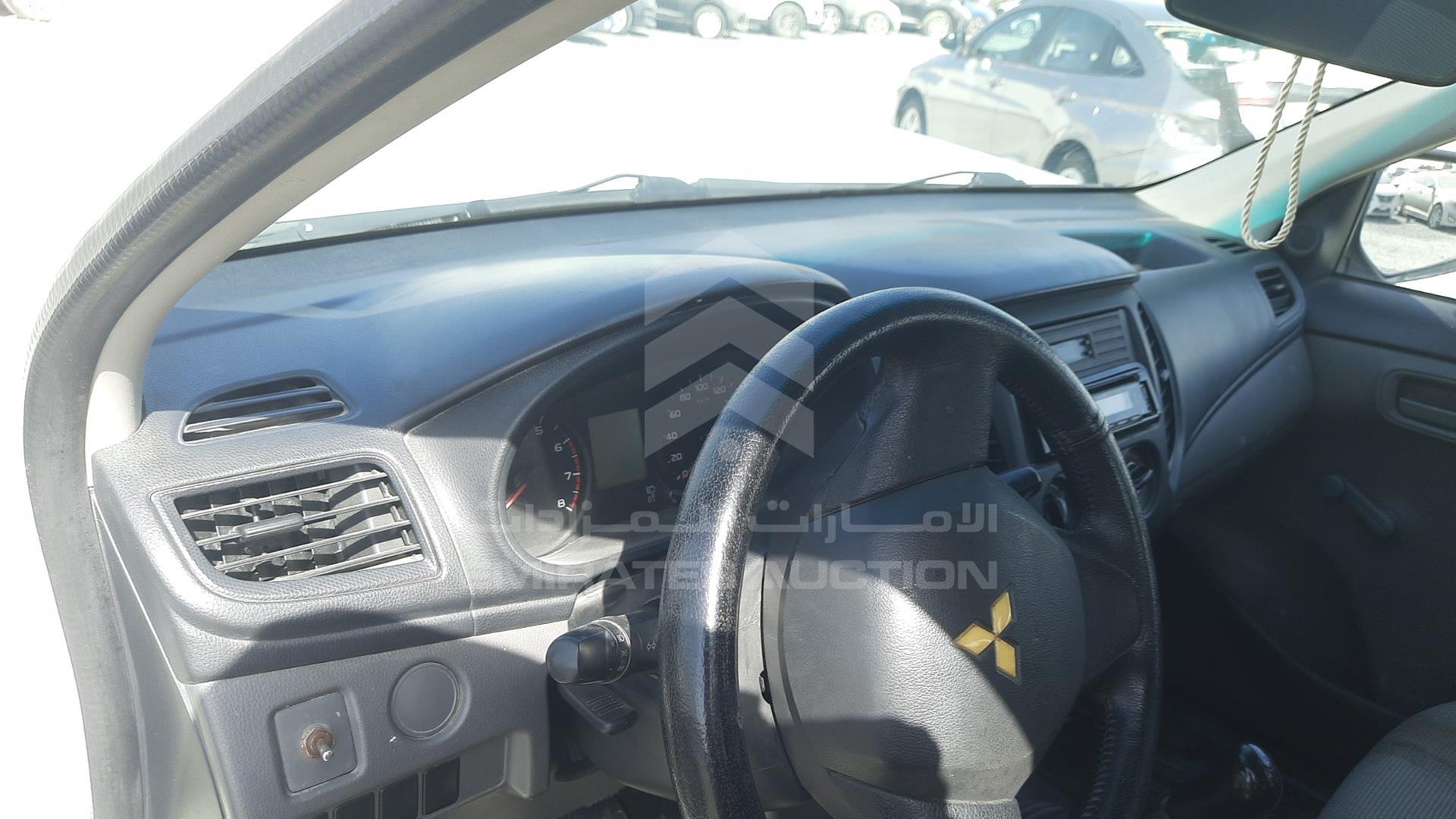 2016 MITSUBISHI L 200 VIN: MMBJNKJ40GH045491