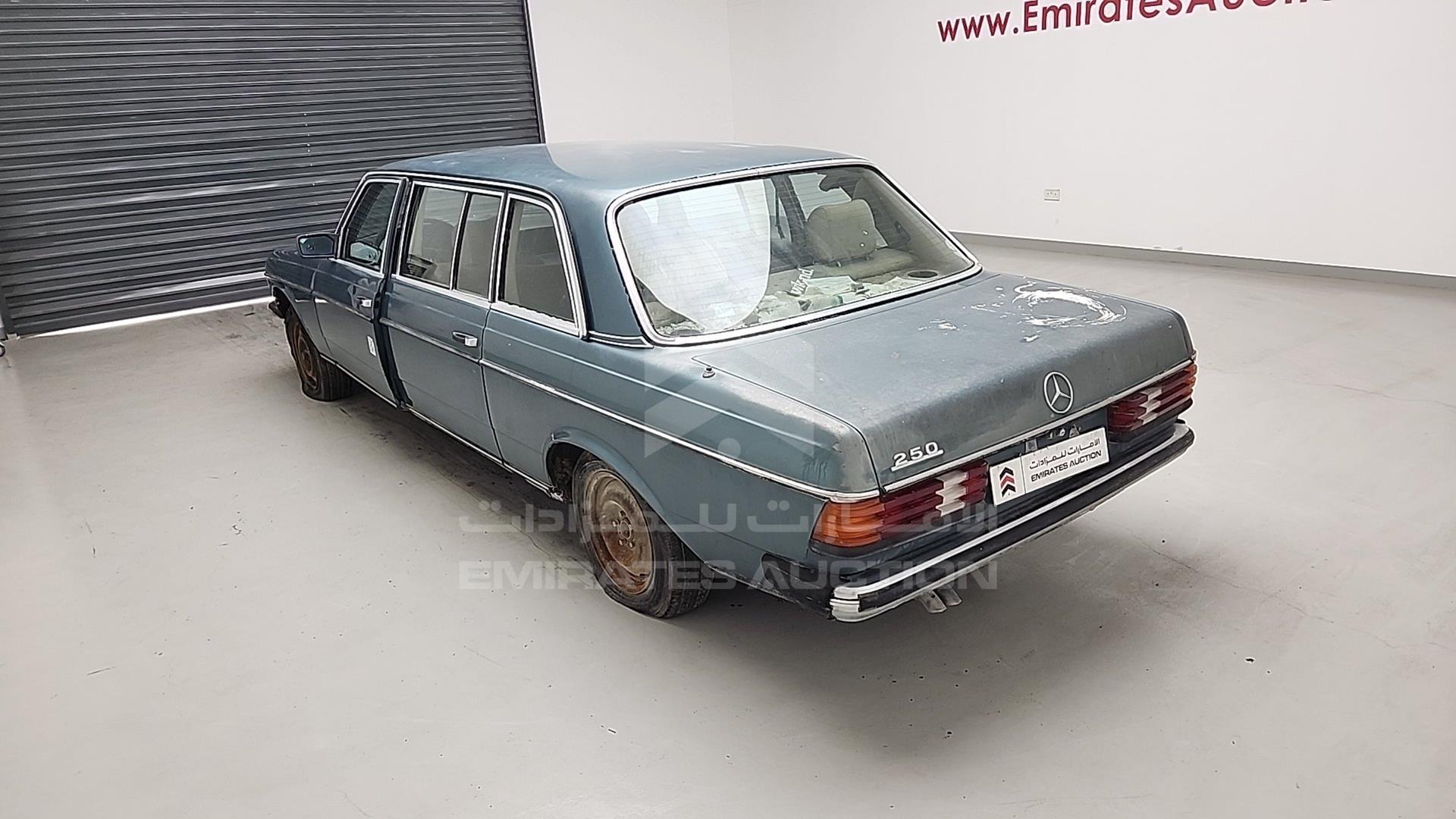 1981 MERCEDES 250 VIN: WDB12302810105896