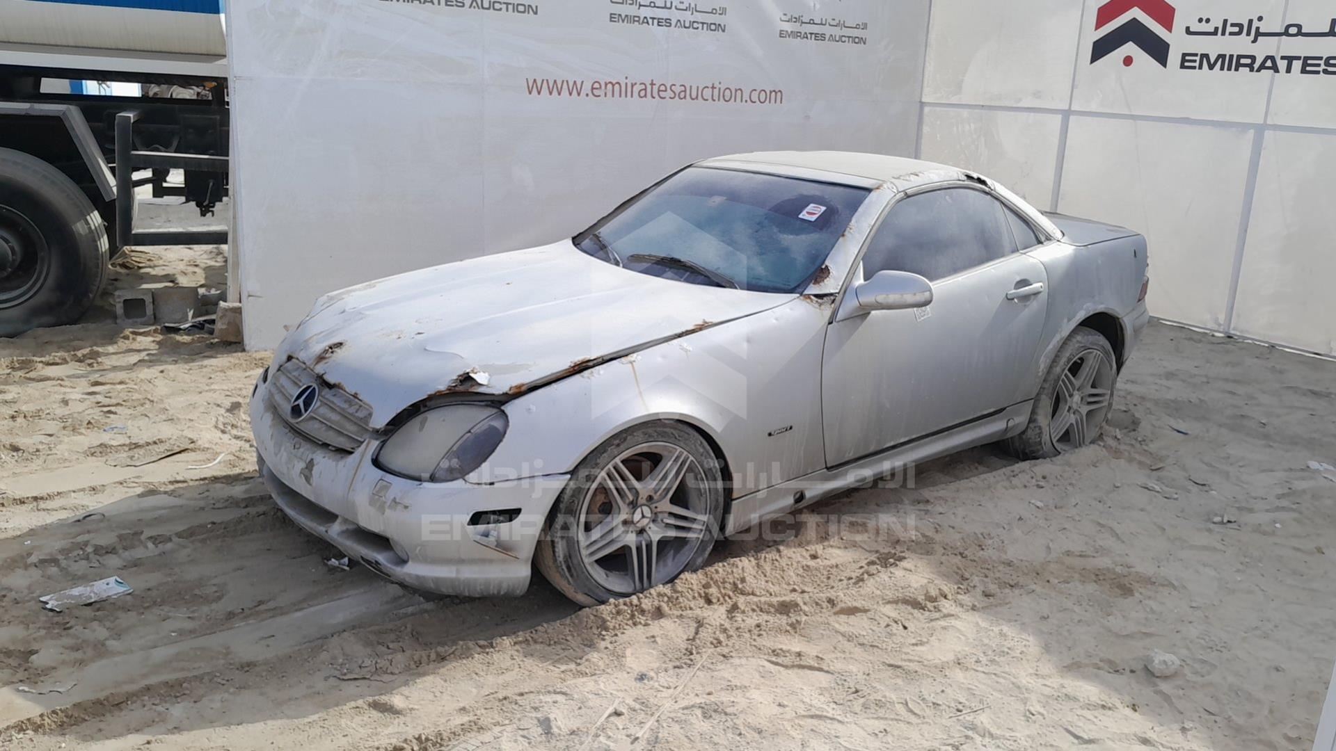 2001 MERCEDES SLK230 VIN: WDBKK49F61F206986