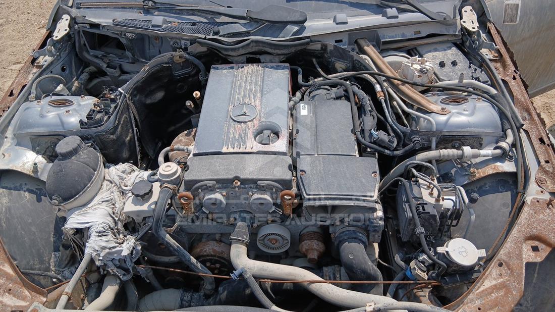 2008 Mercedes C200 — Engine Bay — Photo 27