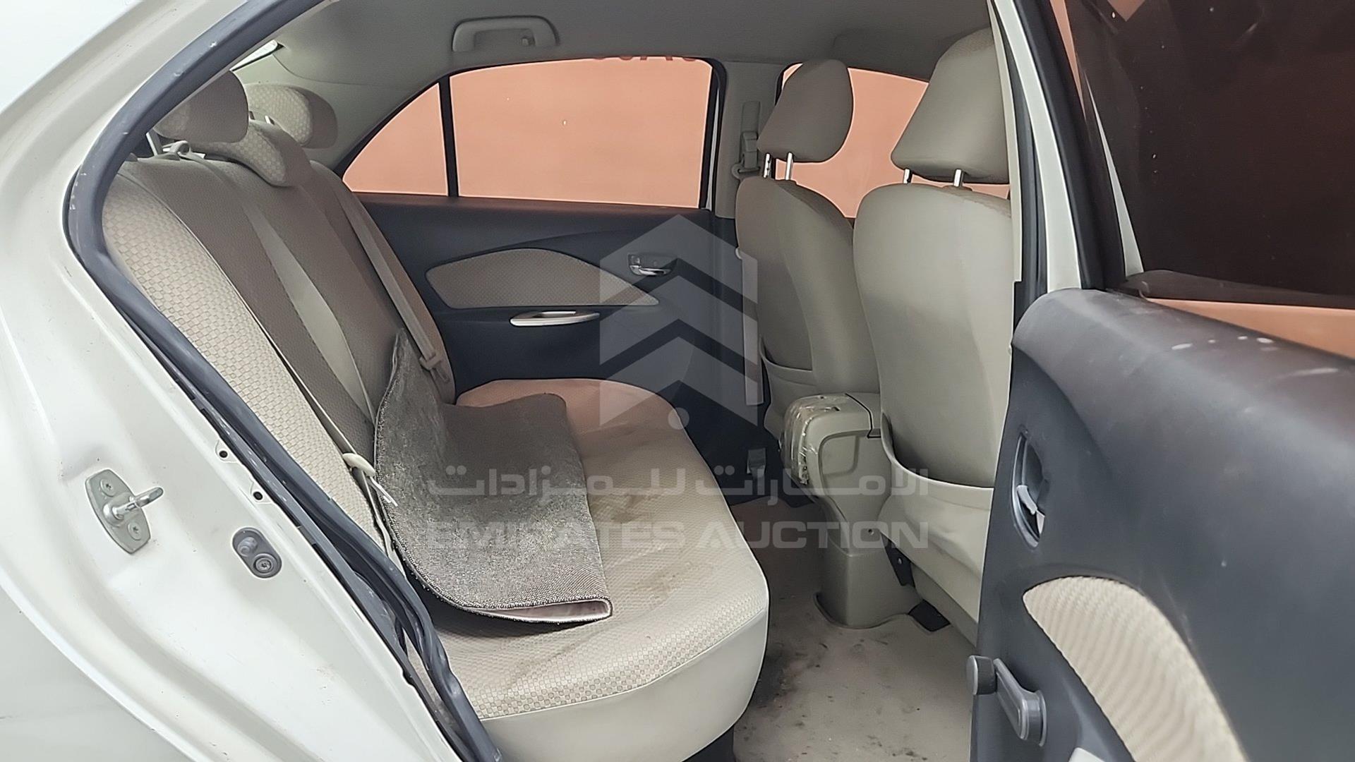 2006 TOYOTA YARIS VIN: JTDBW933261002594