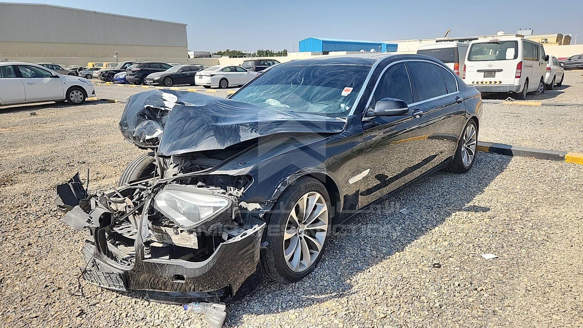 2015 BMW 730 VIN: WBAYE2102FD836762