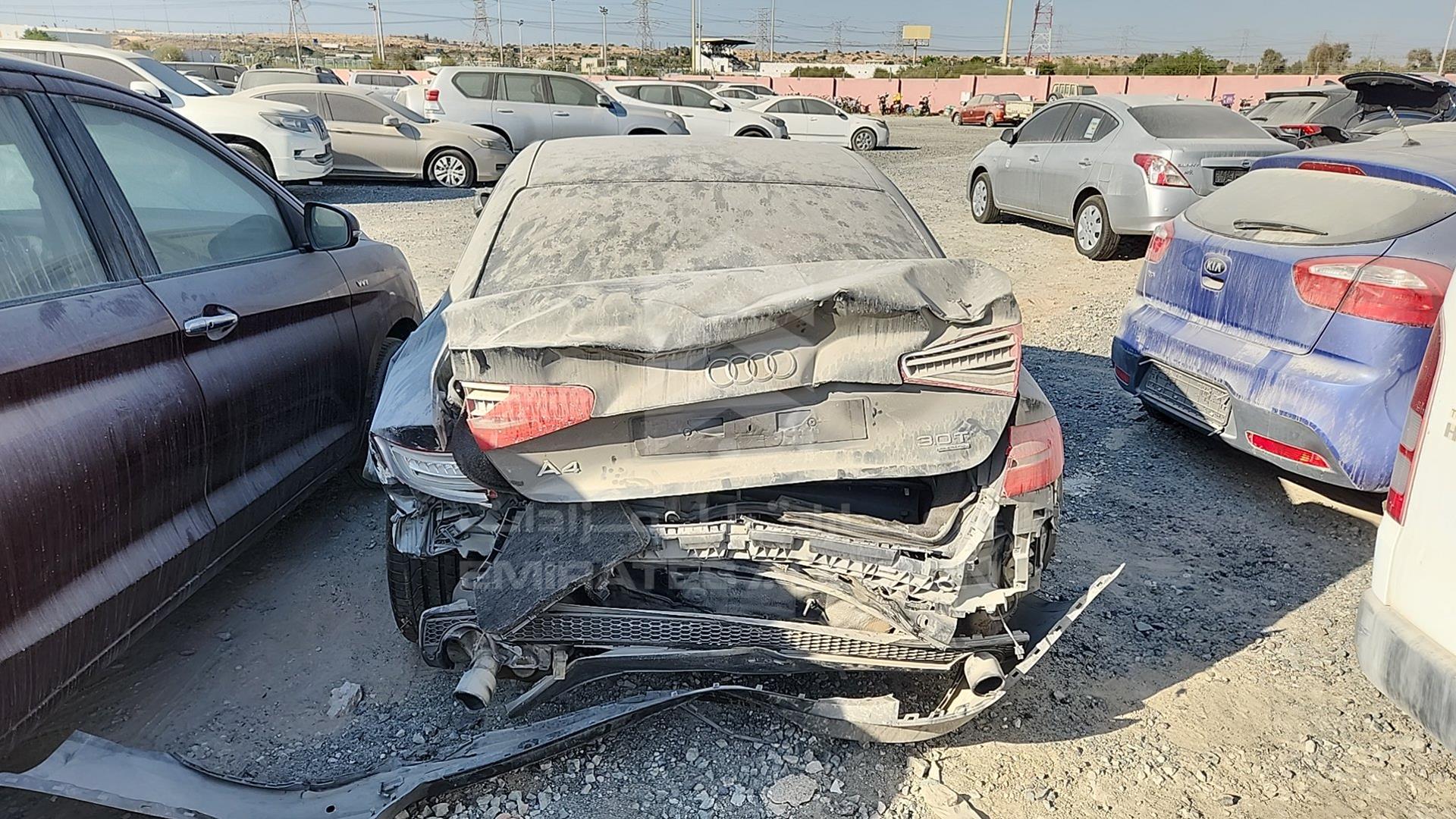 2014 AUDI A4 VIN: WAUBGCFL5EA000470