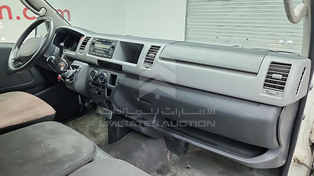 JTFPX22PXD0042074 - 2013 TOYOTA HIACE - #527690