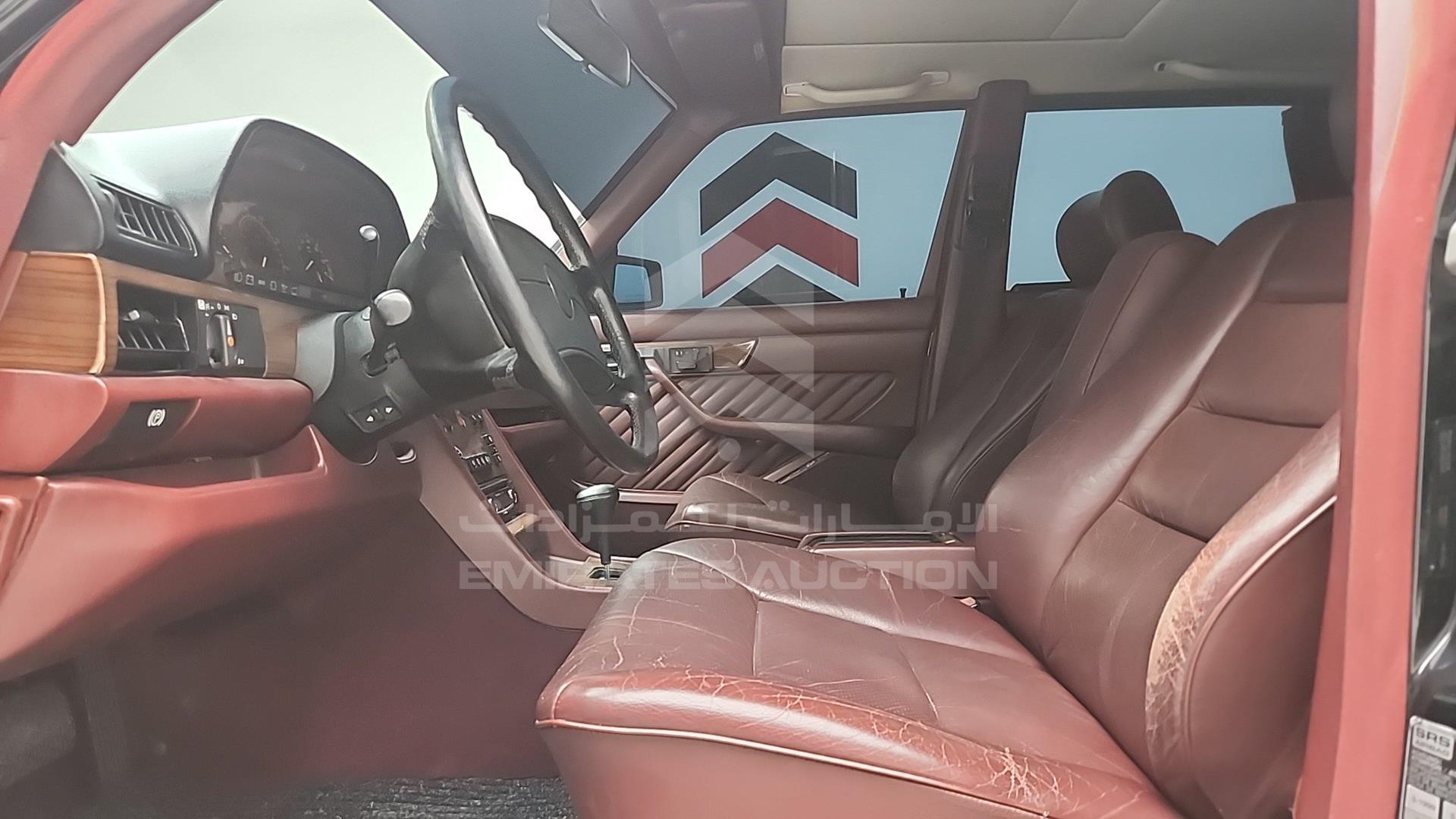 1989 MERCEDES SEL 300 VIN: WDBCA25E2KA466194