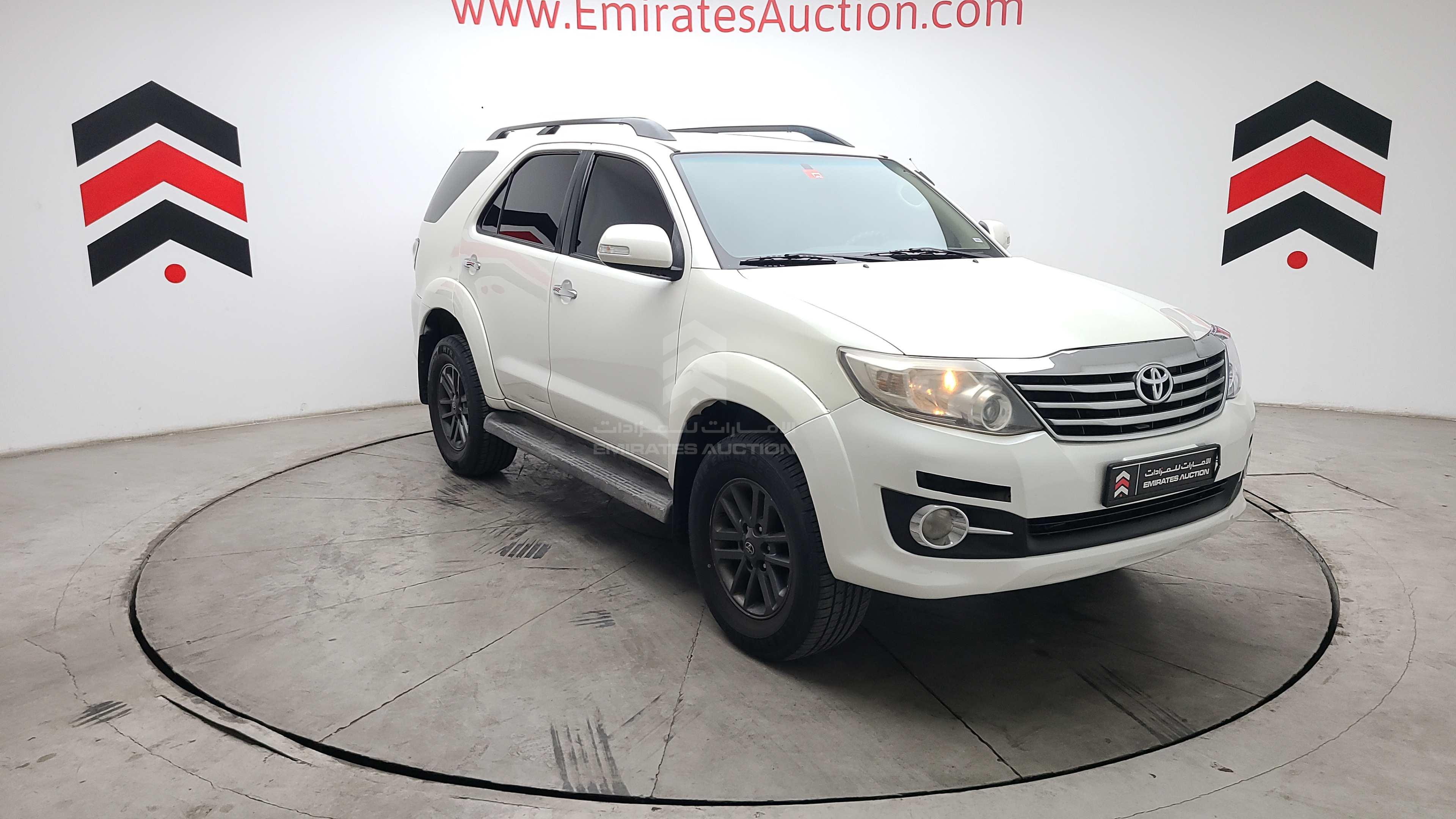 MHFYU59G9F7040120 - 2015 Toyota Fortuner - #460919