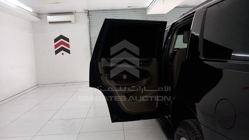 1GNSC7EC3JR226971 Auction: EmiratesAuction Lot: 409006 1GNSC7EC3JR226971 Chevrolet Tahoe 2018 BLACK Photo 24