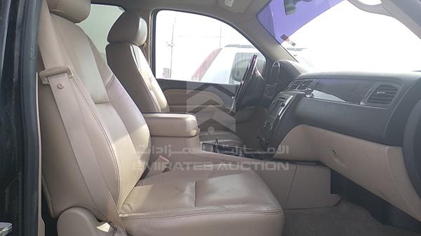 GMC YUKON DENALI 2011 1GKS27EF3BR244785 Image 16
