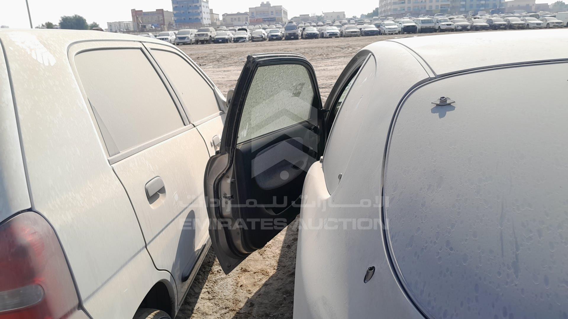 2000 DAEWOO LANOS VIN: KLATB2260YB507671