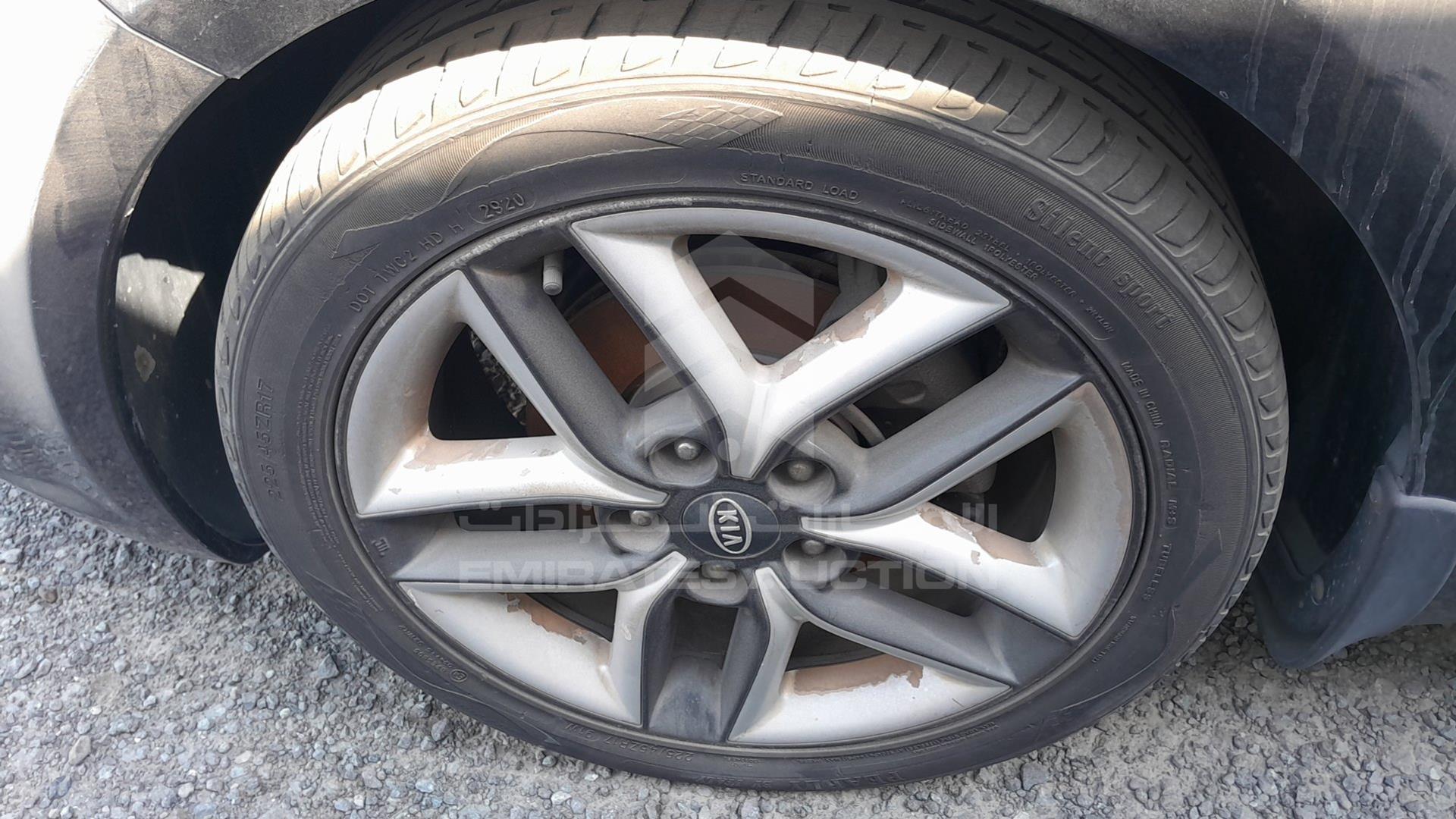 2011 KIA CERATO VIN: KNAFW6124B5347426