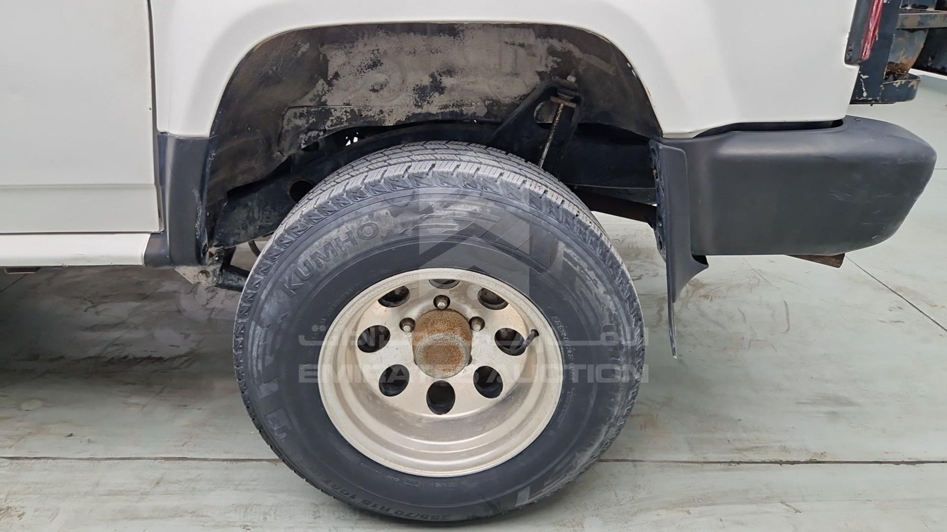 2001 DAIHATSU ROCKY VIN: JD2MF929X11001292
