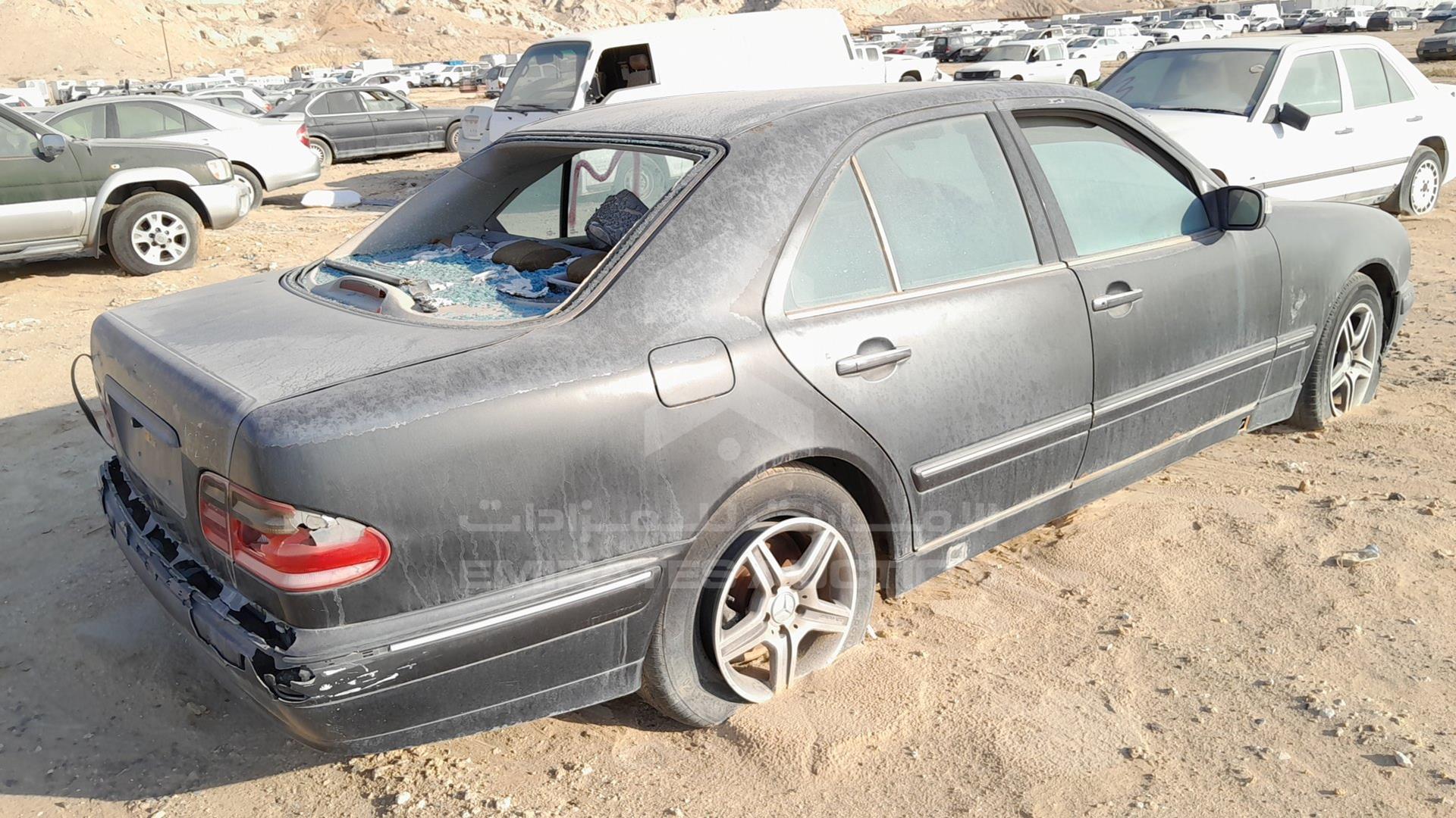 0 MERCEDES E240 VIN: WDB2100621B242522