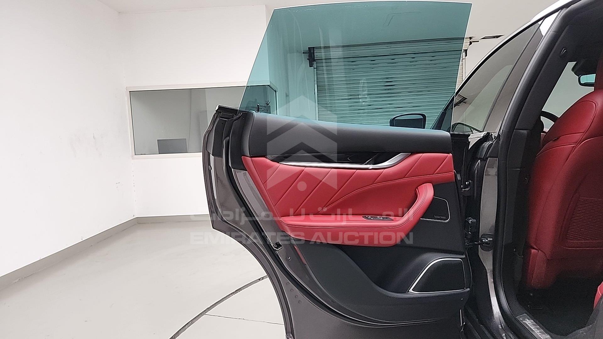 2021 MASERATI LEVANTE VIN: ZN661YUS2MX378091